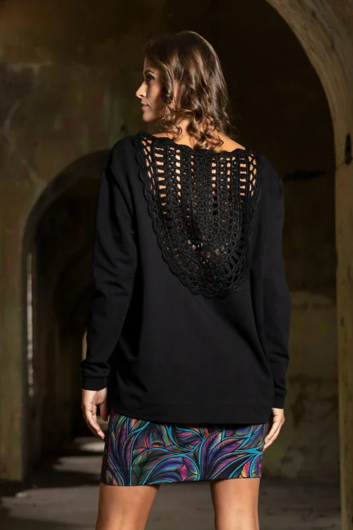 spódnica-mini-i-bluza-z-szydełkową-wstawką-na-plecach-BLOOM-vippi-design-3a.jpg