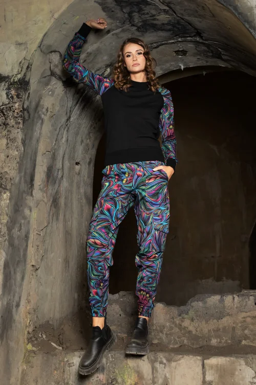 bluzka-sportowa-czarna-i-bojówki--BLOOM-vippi-design-9.jpg