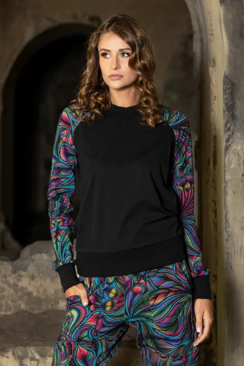 bluzka-sportowa-czarna-i-bojówki--BLOOM-vippi-design-4.jpg