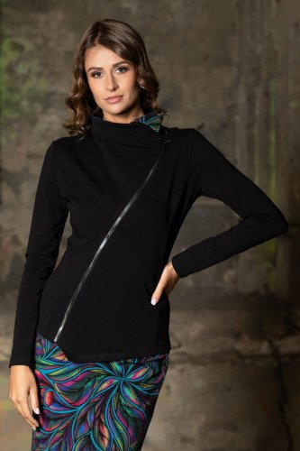 cluza-asymetryczna-czarna-i-spodnica-midi-BLOOM-vippi-design-13.jpg