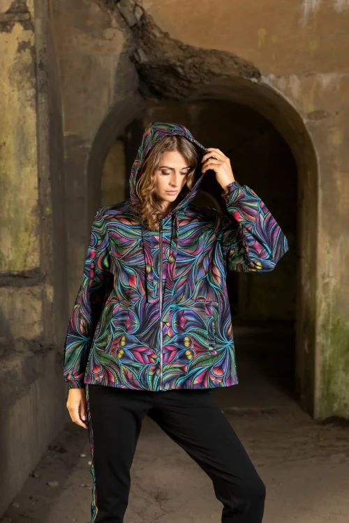 spodnie-czarne-z-lampasami-i--bluza-z-kontrami---BLOOM-vippi-design-9.jpg