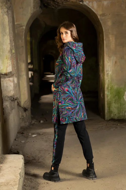 spodnie-czarne-z-lampasami-i-bluzka-n-mankietami-i-długa-bluza--BLOOM-vippi-design-3.jpg