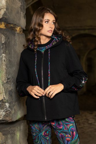 spodnie-czarne-z-lampasami-i--bluza-z-kontrami-czarna--BLOOM-vippi-design-5.jpg