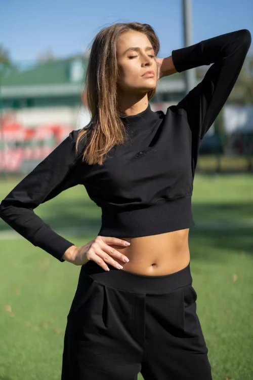 spodnie-luźne-dresowe-i-krotka-bluza-BASIC-vippi-design-9.jpg