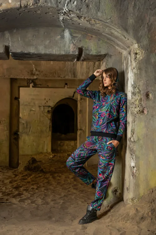 spodnie-luźne-i-bluza-z-kapturem-BLOOM-vippi-design-9.jpg