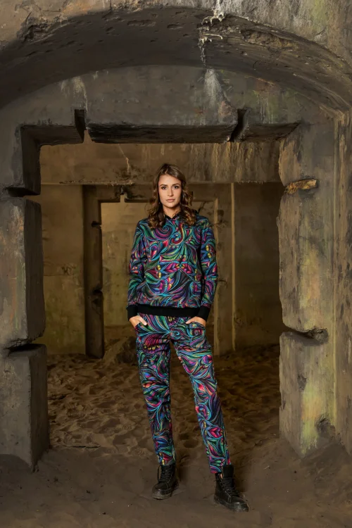 spodnie-luźne-i-bluza-z-kapturem-BLOOM-vippi-design.jpg