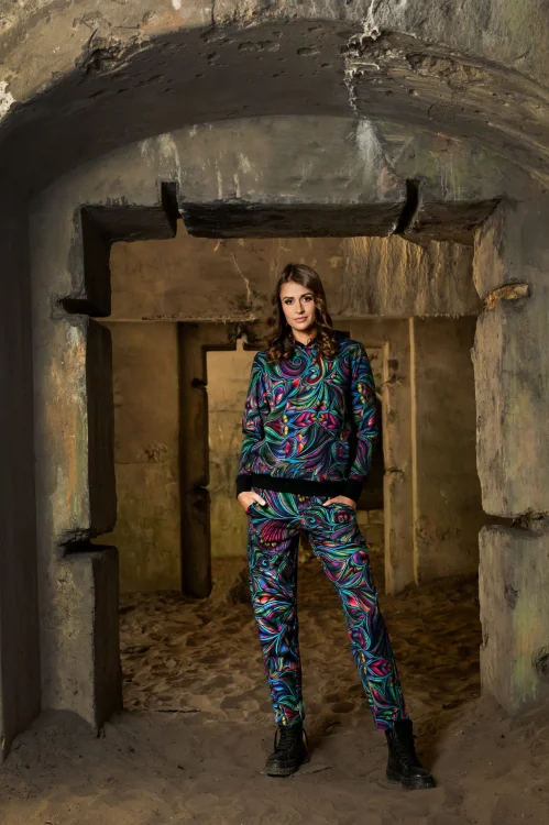 spodnie-luźne-i-bluza-z-kapturem-BLOOM-vippi-design-2.jpg