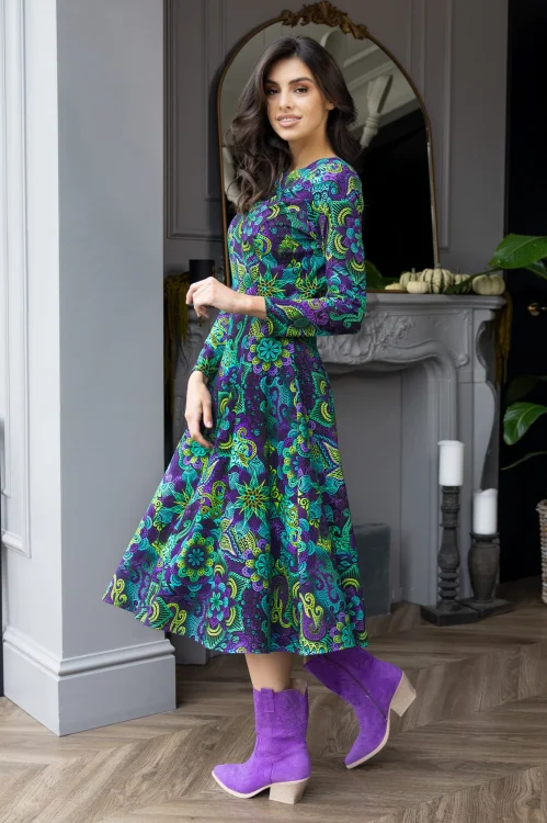 sukeinka--midi-z-pęknięciem-na-dekolcie---LILY-violet-Vippi-design-6.jpg