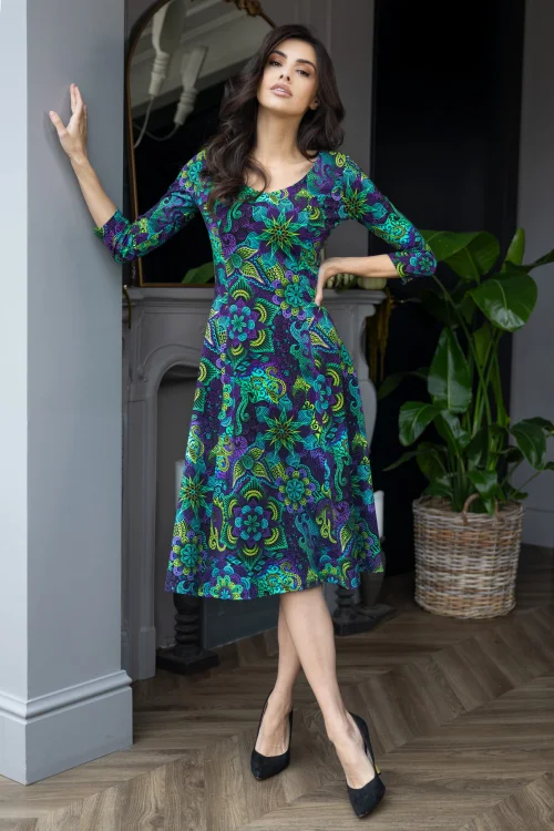 sukeinka--midi-rozkloszowana--LILY-violet-Vippi-design-39.jpg