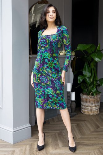 sukeinka--midi-dekolt-karo-LILY-violet-Vippi-design-2.jpg