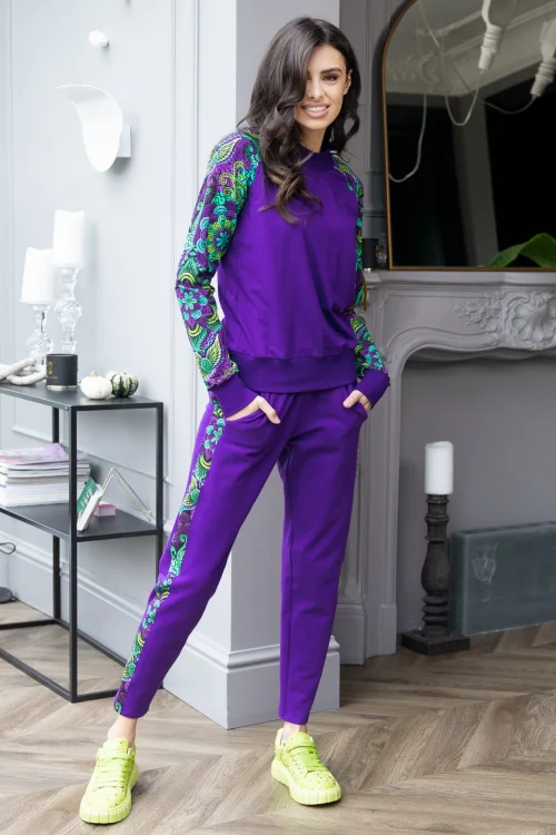 bluzka-sportowa-fioletowa-i-spodnie-z-lampasami-fioletowe--LILY-violet-Vippi-design-5.jpg