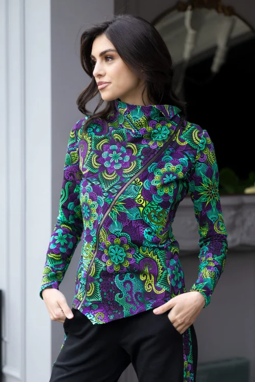 bluza-kolorowa-asymetryczna-i-spodnie-czarne-lużne-z-lampasem-e-LILY-violet-Vippi-design-12.jpg
