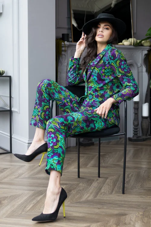 spodnie-w-kant-wąskie-i-bluzka-fiolet-prążęk-kamizelka-i-marynarka--LILY-violet-Vippi-design-20.jpg