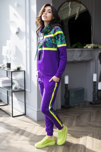 bluza-fioletowa-i-spodnie-z-podwójnym-lampasem--LILY-violet-Vippi-design2.jpg