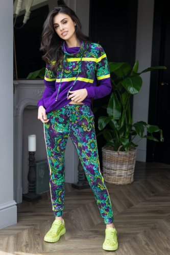 bluza-z-golfem-fioletowa-i-spodnie-kolorowe-z-podwojnym-lampasem-cz--LILY-violet-Vippi-design-1.jpg