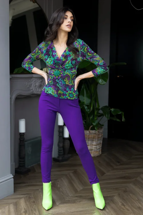 bluzka-ldopasowana-z-marszczeniami-i-spodnie-fiioletowe-wąskie--LILY-violet-Vippi-design-2.jpg