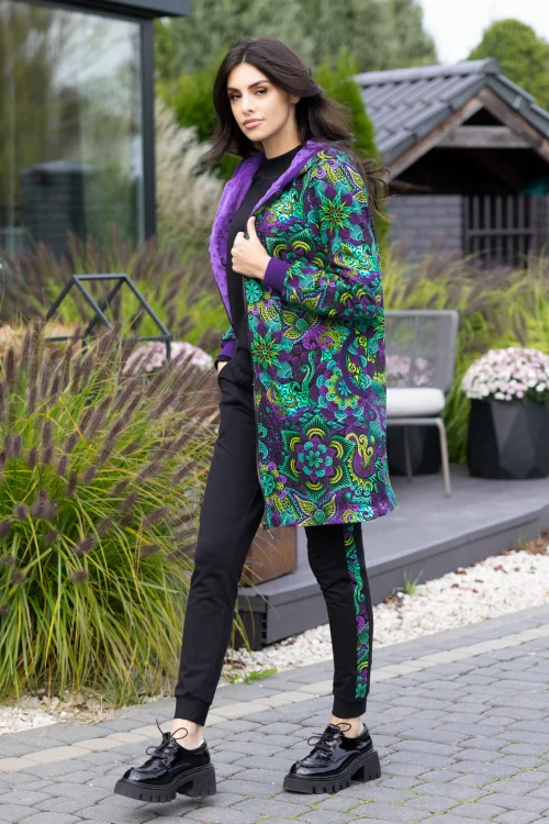 Kurtka--i-spodnie-czarne-z-lampasami--LILY-violet-Vippi-design-5.jpg