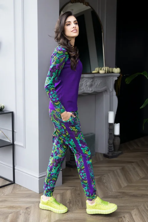 bluzka-reglanowa-fiolet-i-spodnie-z-lampasami---kolorowe-LILY-violet-Vippi-design-8.jpg