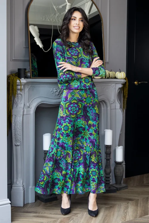 sukeinka-dluga-wiskozowa-dzwonek-LILY-violet-Vippi-design-8.jpg