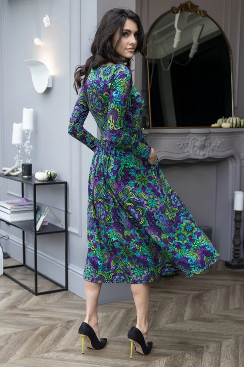 sukeinka-midi-wiskozowa-łódka--LILY-violet-Vippi-design-6.jpg