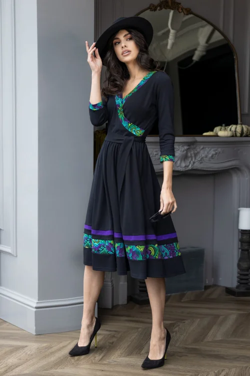 Sukienka-czarna-kopertowa--LILY-violet-Vippi-design-4.jpg