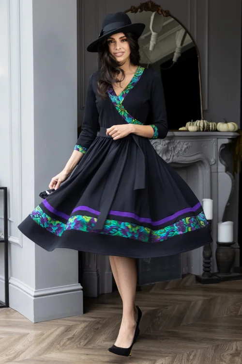 Sukienka-czarna-kopertowa--LILY-violet-Vippi-design-5.jpg