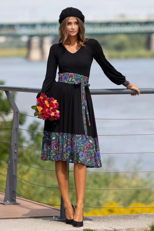 sukienka-czarna-z-wiskozowa-z-koła-FLORAL-vippi-design--7.jpg