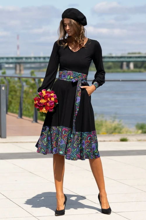 sukienka-czarna-z-wiskozowa-z-koła-FLORAL-vippi-design--9.jpg