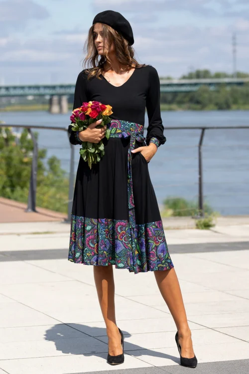 sukienka-czarna-z-wiskozowa-z-koła-FLORAL-vippi-design--11.jpg