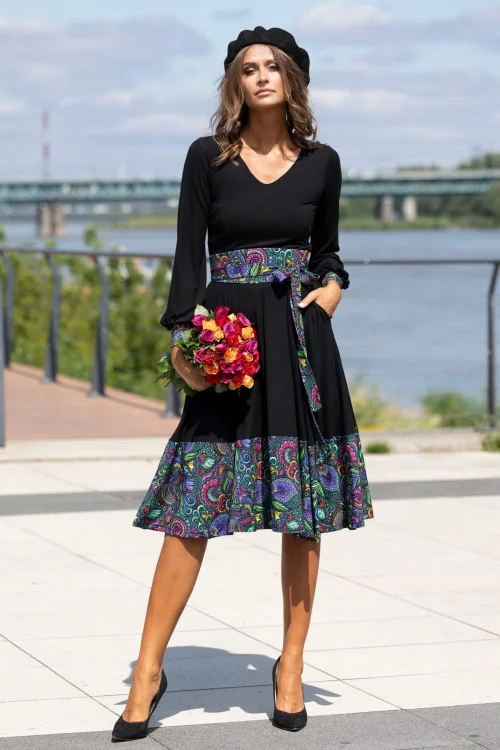 sukienka-czarna-z-wiskozowa-z-koła-FLORAL-vippi-design--12.jpg