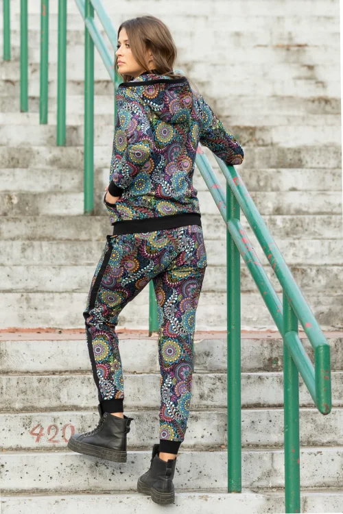 bluza-bomberka-z-kapturem-i-spodnie-z-lampasami-vippidesign-45.jpg