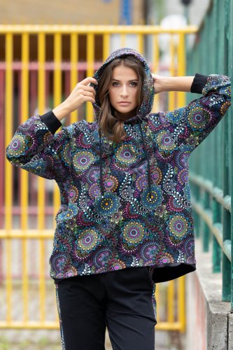 bluza-luźna-z-kapturem--RIO-vippi-design.jpg