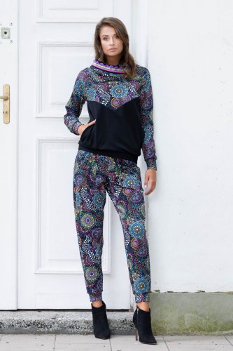 spodnie-joggery-i-bluza-z-szydełkową-koronką--RIO-vippi-design-2.jpg