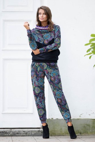 spodnie-joggery-i-bluza-z-szydełkową-koronką--RIO-vippi-design.jpg
