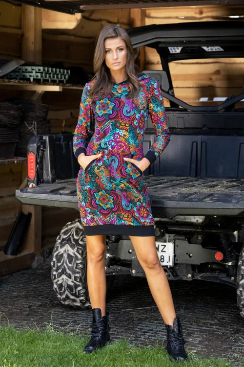 Sukienka-sportowa-z-kapturem-LILY-vippi-design.jpg