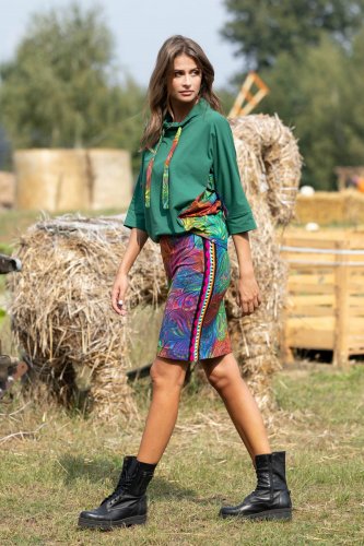 spodnica-z-szydelkowym-lampasem--bluzka-kimonowa-sportowa-zielona-BLOOM-multi-vippi-design-4.jpg