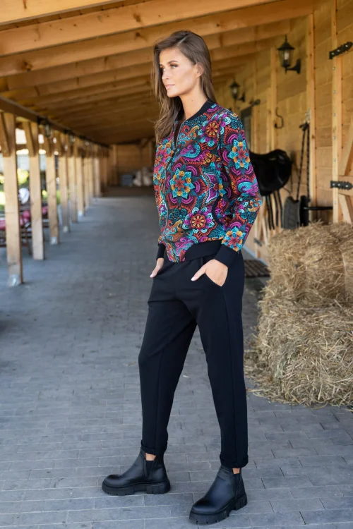 spodnie-luźne-czarne-i-bluza-bomberka-LILY-vippi--design-2.jpg