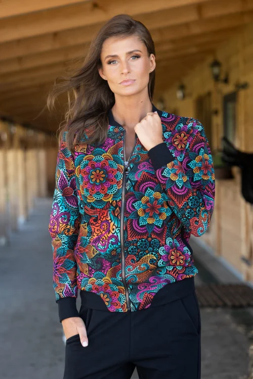 spodnie-luźne-czarne-i-bluza-bomberka-LILY-vippi--design-6.jpg