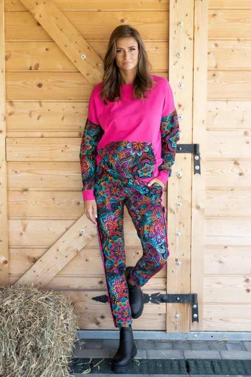 Bluza-kangurka--LILY-czarna-vippi-design-2.jpg