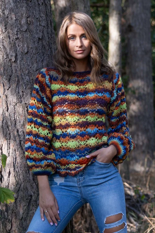 sweter-szydełkowy-brąz-i-błękit--vippi-design-KG-art-2.jpg
