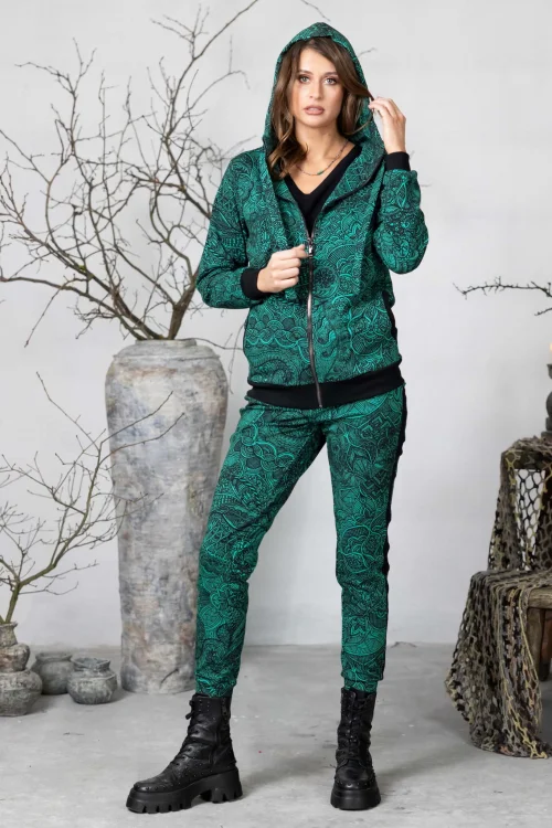 spodnie-sportowe-z-lampasami-i-bluza-z-ka[turem--AZURE-vippi-design-4.jpg