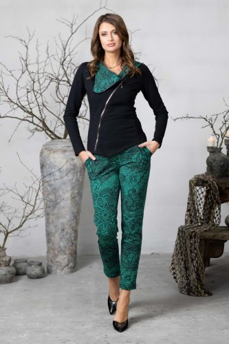 bluza-czarna-asymetryczna-i-spodnie-z-mankietami-AZURE-vippi-design.jpg