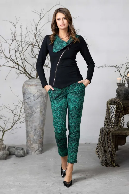 bluza-czarna-asymetryczna-i-spodnie-z-mankietami-AZURE-vippi-design.jpg