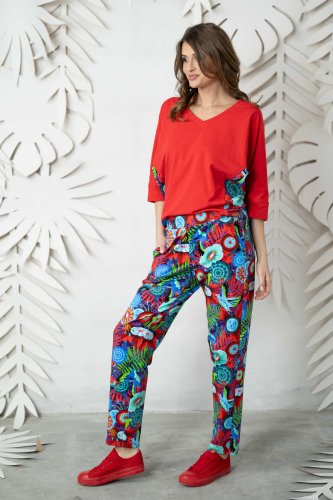 bluzka-kimonowa-czerwona-i-spodnie-luźne-EDEN-red-VIPPI-DESIGN-4.jpg