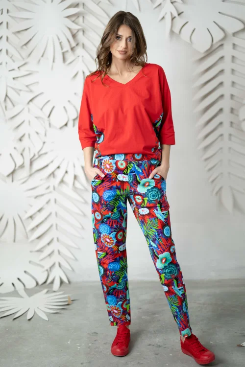 bluzka-kimonowa-czerwona-i-spodnie-luźne-EDEN-red-VIPPI-DESIGN-6.jpg