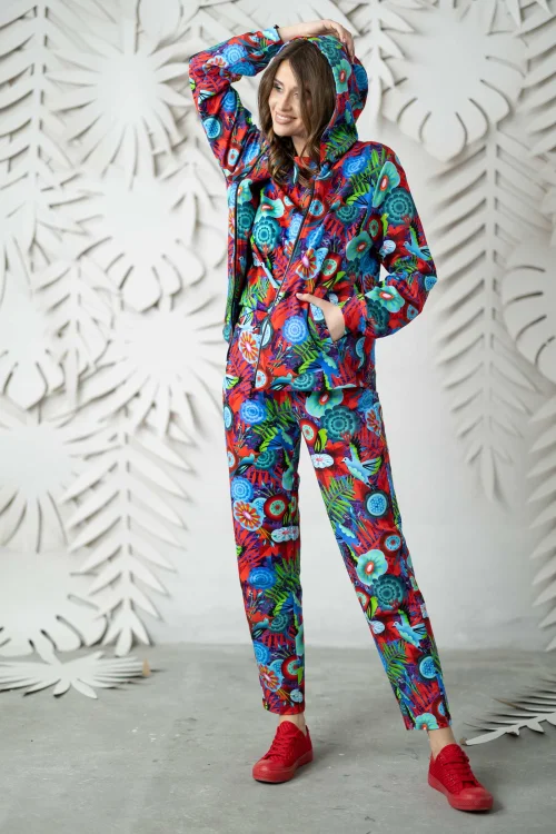 bluzka-kolorowa-trapezowa-okrągły-dekolt-i-bluza-z-kontrą-EDEN-red-VIPPI-DESIGN--2.jpg