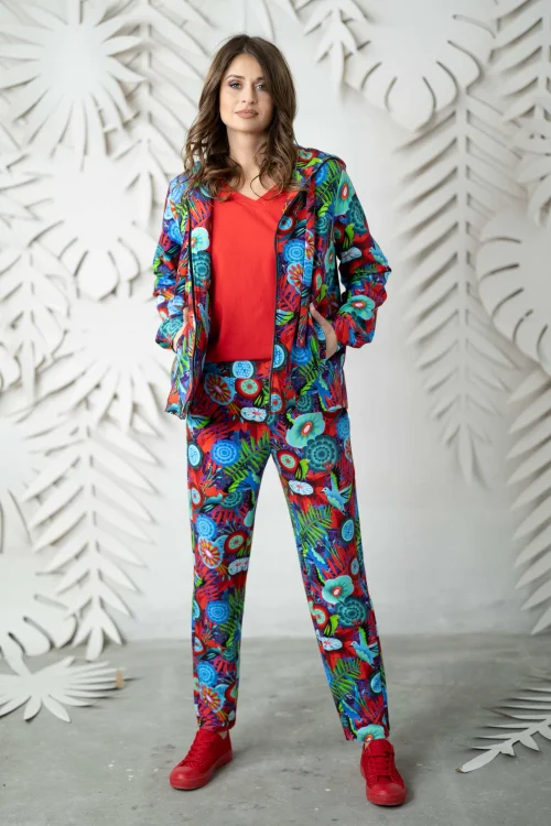 bluzka-kimonowa-czerwona-i-spodnie-luźne-i-bluza-z-kontrą--EDEN-red-VIPPI-DESIGN-6.jpg