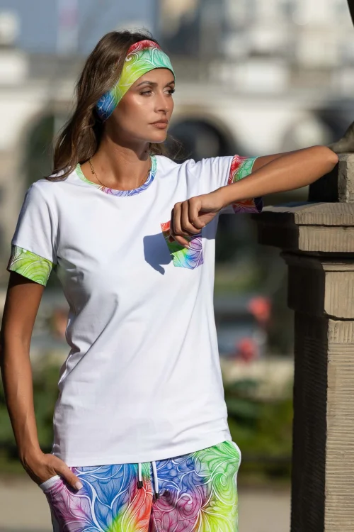 spodenki-z-lampasami-i-bluzka-z-kieszonką-BLOOM-white-vippi-design.jpg