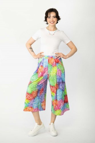 spodnie-wiskozowe-bermudy--BLOOM-white-vippi-design-5.jpg