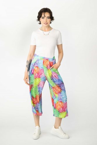 spodnie-wiskozowe-bermudy--BLOOM-white-vippi-design-6.jpg